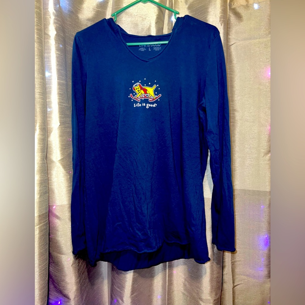 Long sleeve hoodie shirt